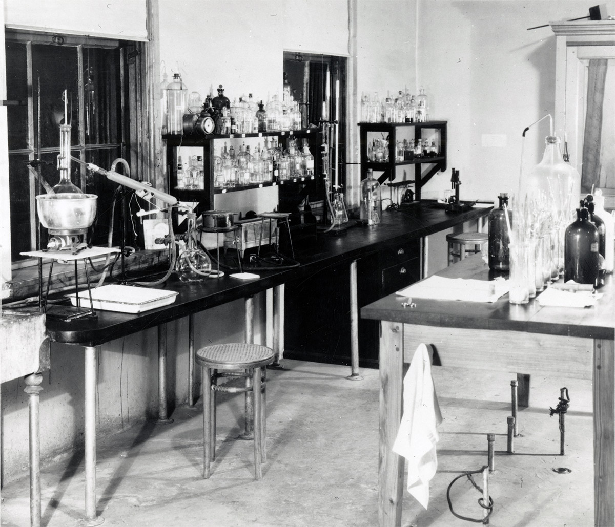Laboratory in St. Elizabeths Hospital, c. 1910