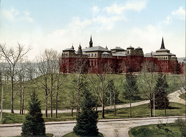 Wellesley College, 1901—It was here that Lancefield found her passion for science